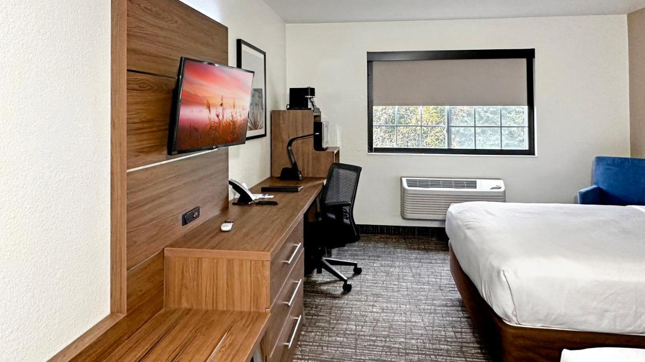 Estherville Hotel & Suites 외부 사진