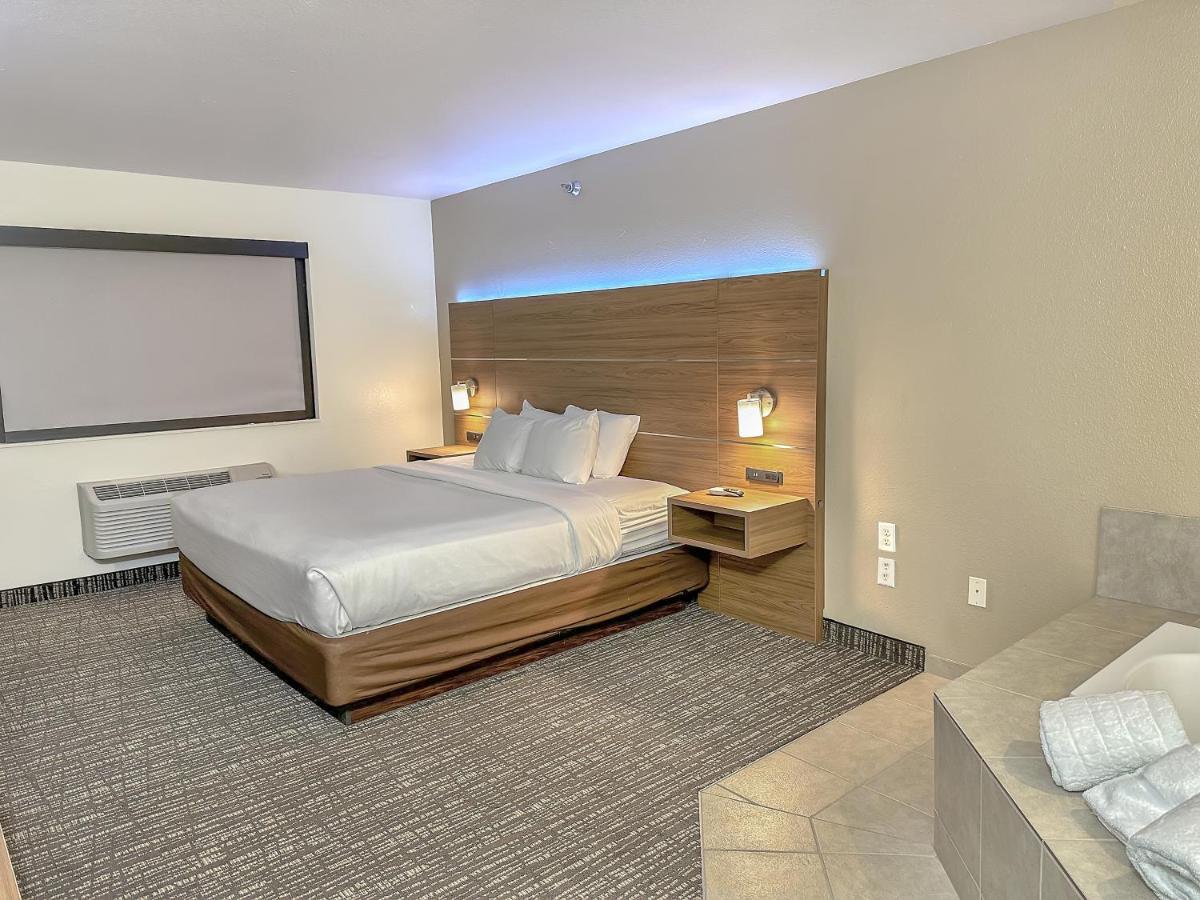 Estherville Hotel & Suites 외부 사진
