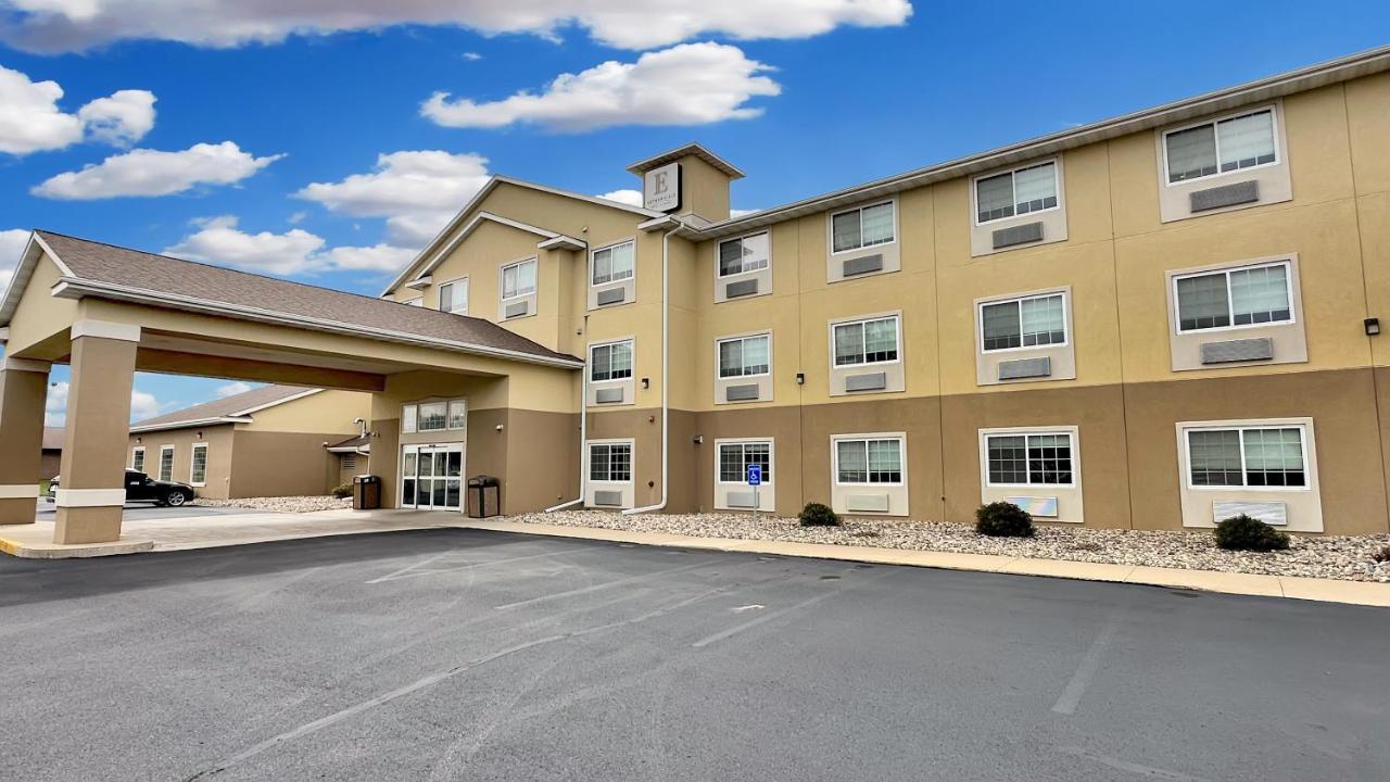 Estherville Hotel & Suites 외부 사진