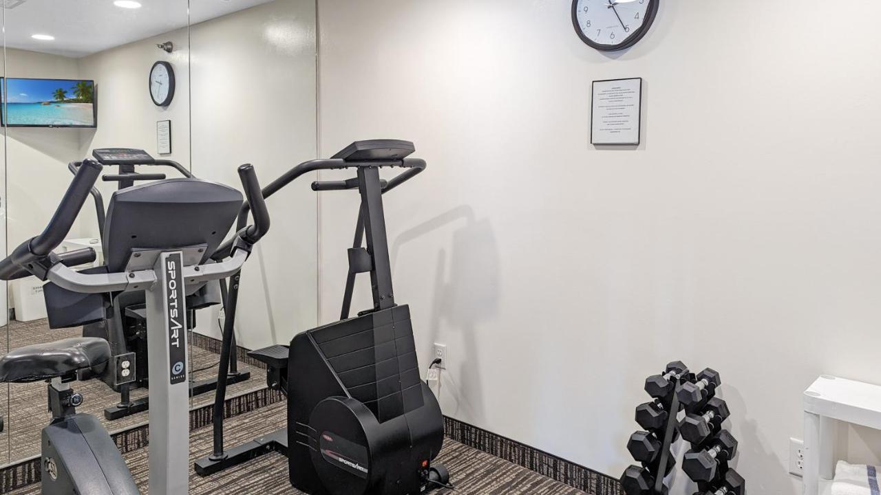 Estherville Hotel & Suites 외부 사진