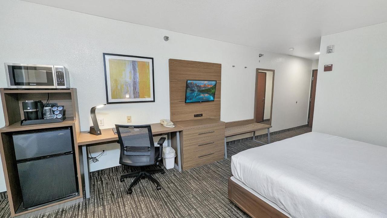 Estherville Hotel & Suites 외부 사진