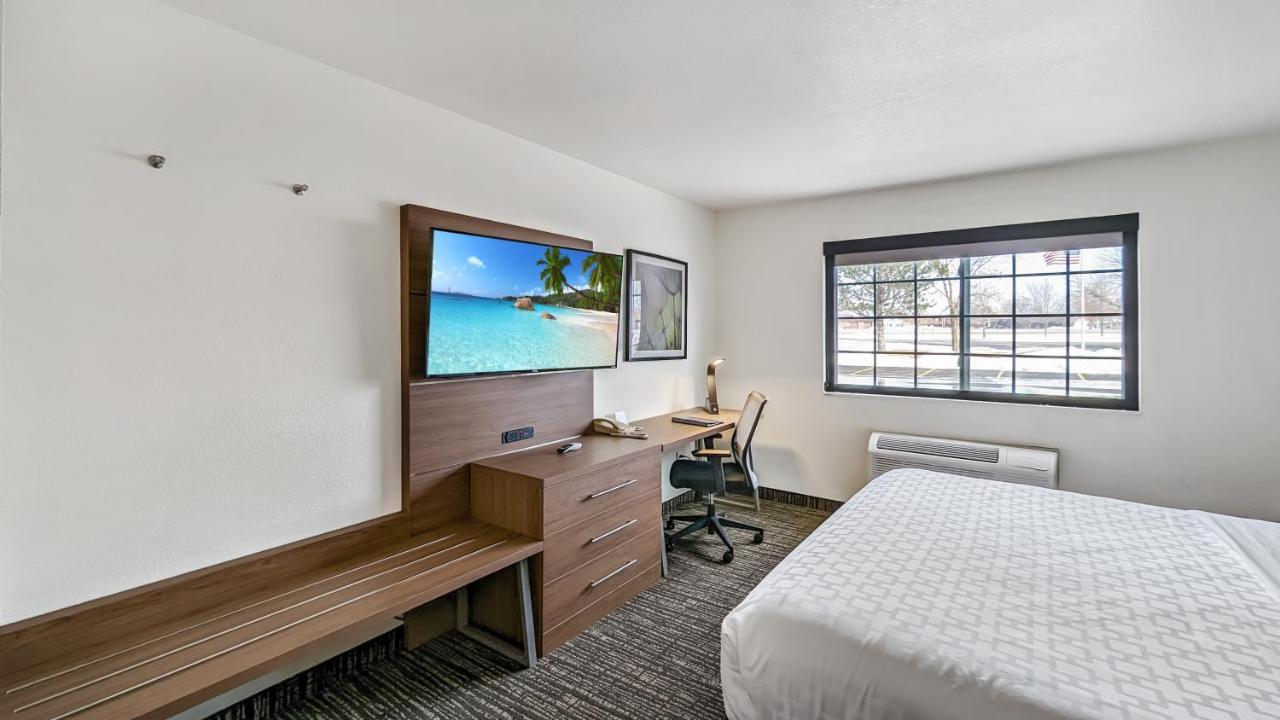 Estherville Hotel & Suites 외부 사진